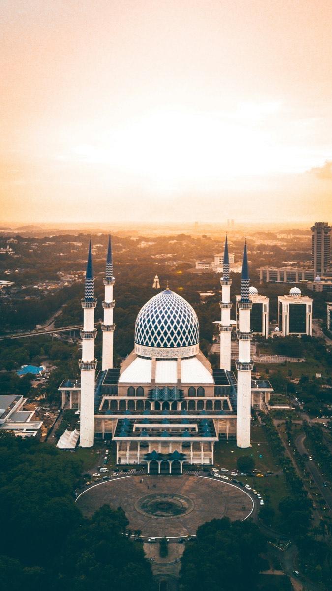 Umar RA: The Man Who Went to Kill the Prophet ﷺ and Became His Shield